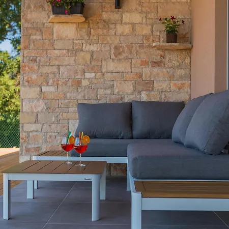 Gloria Holiday home *