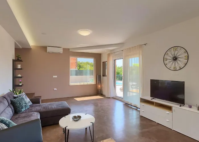 Gloria 度假居 普拉